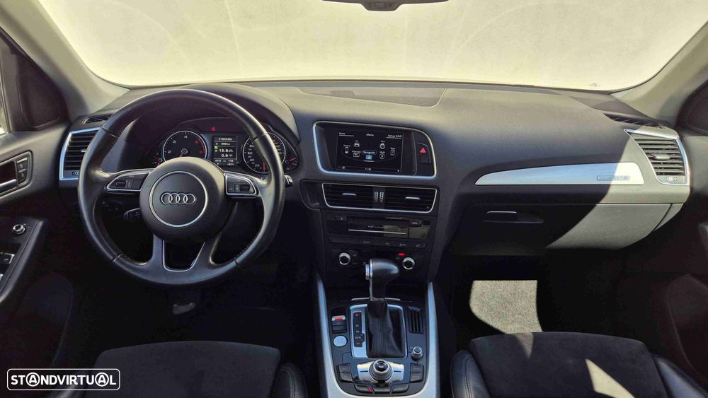 Audi Q5 2.0 TDi quattro Business Line S-line S-tronic - 16