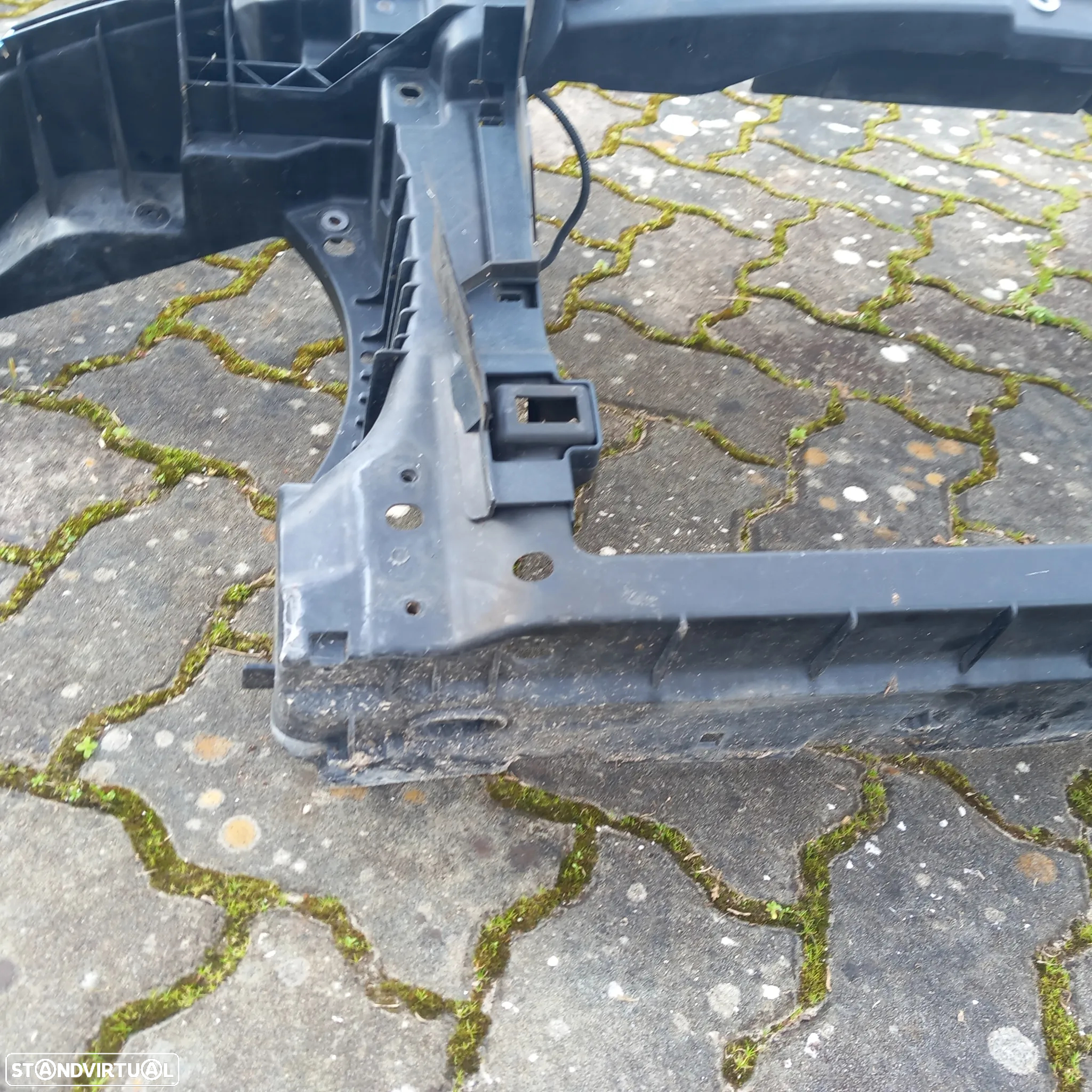 Frente de fibra vw golf plus 5M0805588 - 5