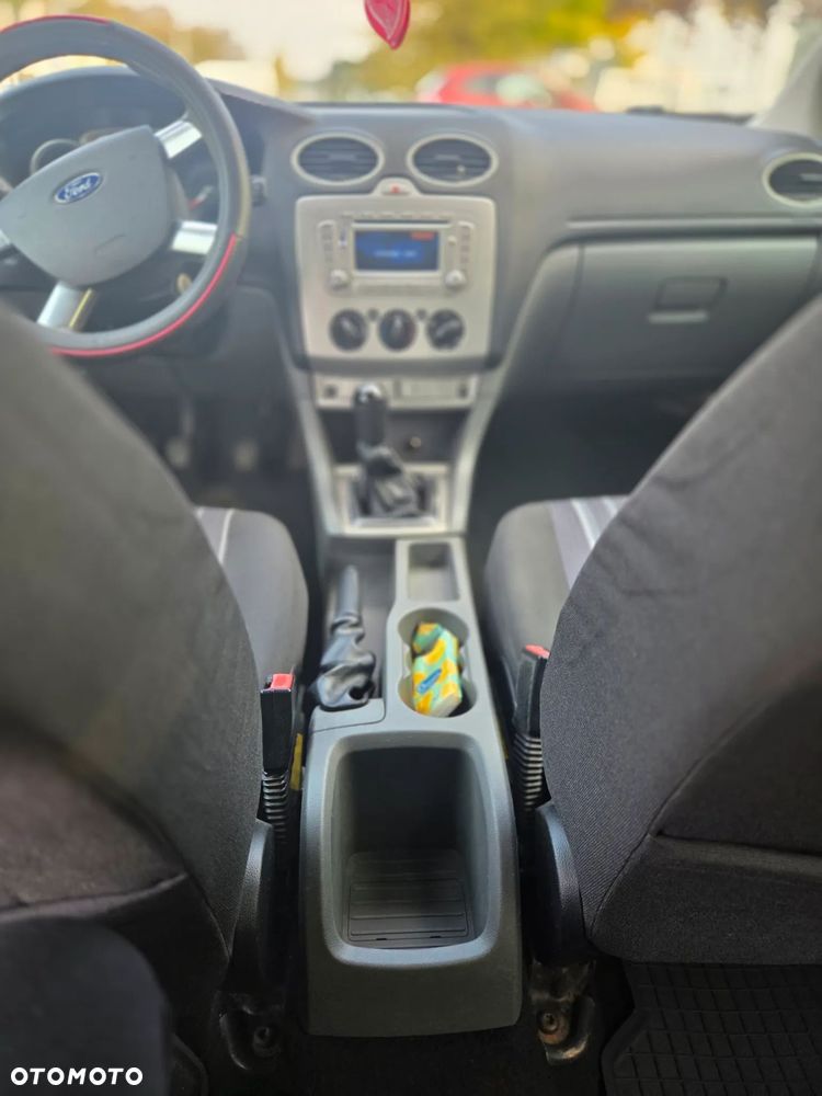 Ford Focus - 11