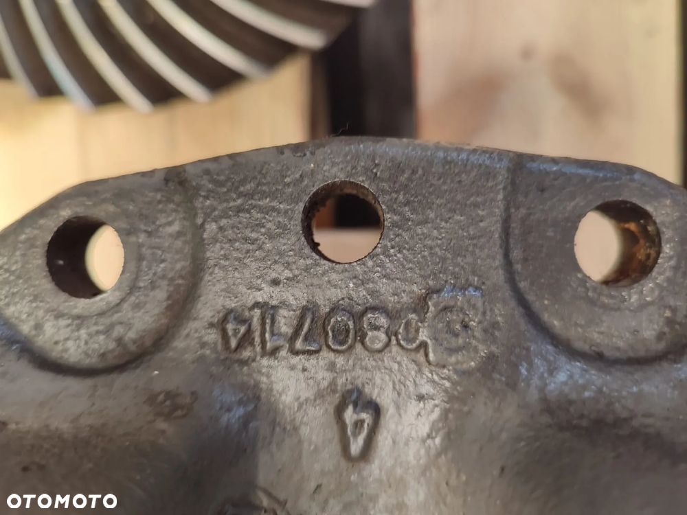Dyferencjał Massey Ferguson Dana 4348687M93 - 11
