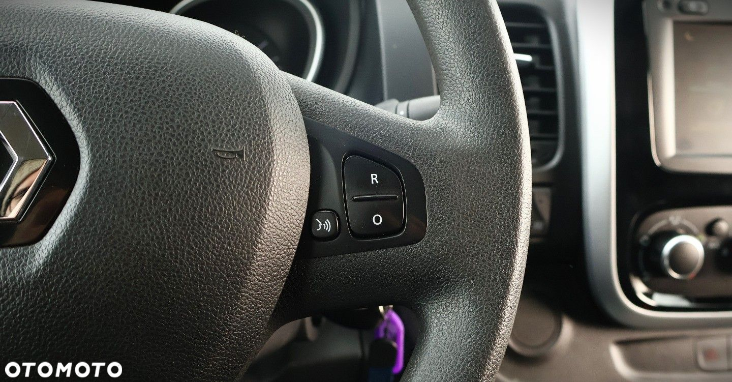 Renault Trafic - 22