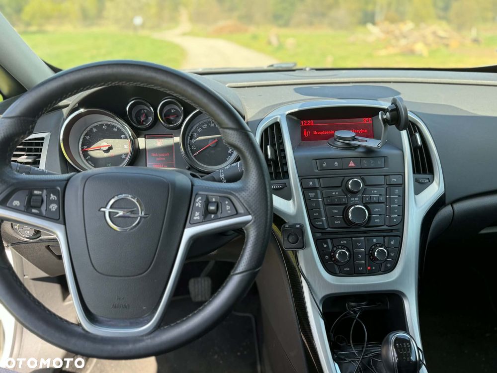 Opel Astra 1.6 Turbo Innovation - 15