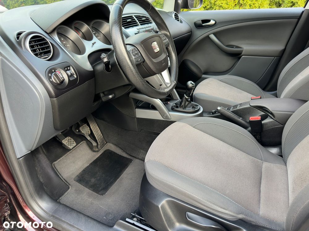 Seat Altea XL 2.0 TDI DPF Style - 17