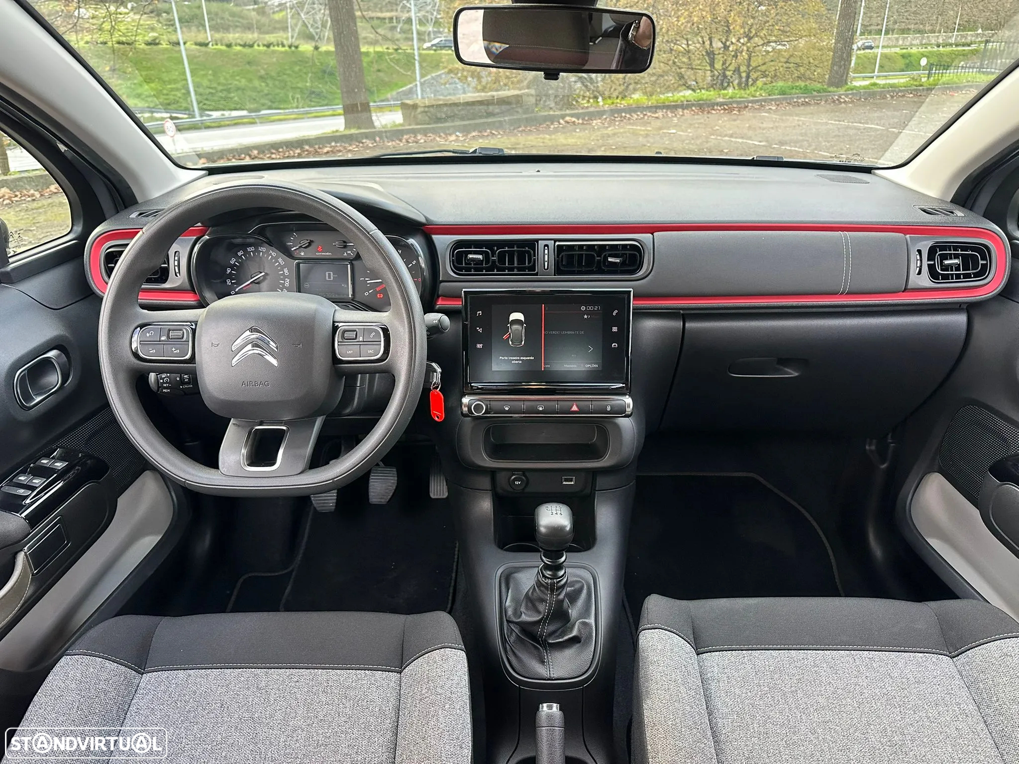 Citroën C3 1.2 PureTech C-Series - 10