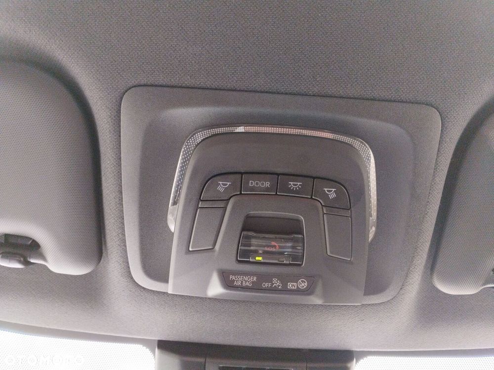 Toyota Corolla 1.8 Hybrid Comfort - 21