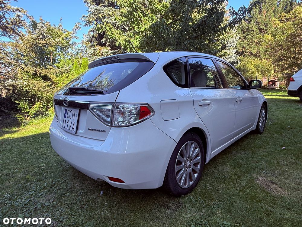Subaru Impreza 2.5 - 8
