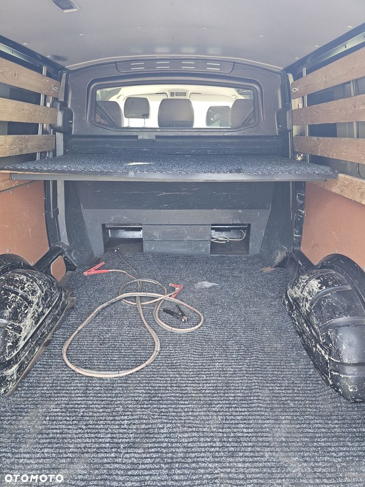 Volkswagen T5 - 6