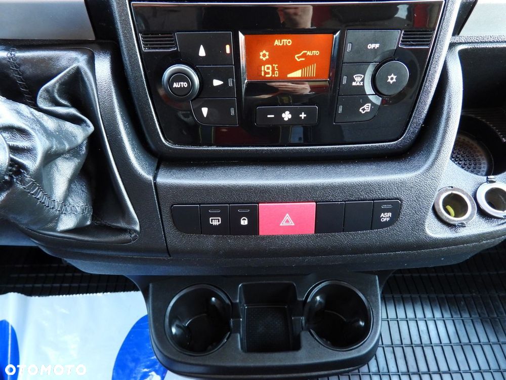 Fiat DUCATO PLANDEKA 8 PALET WEBASTO TEMPOMAT NAWIGACJA KLIMATYZACJA  180KM - 36