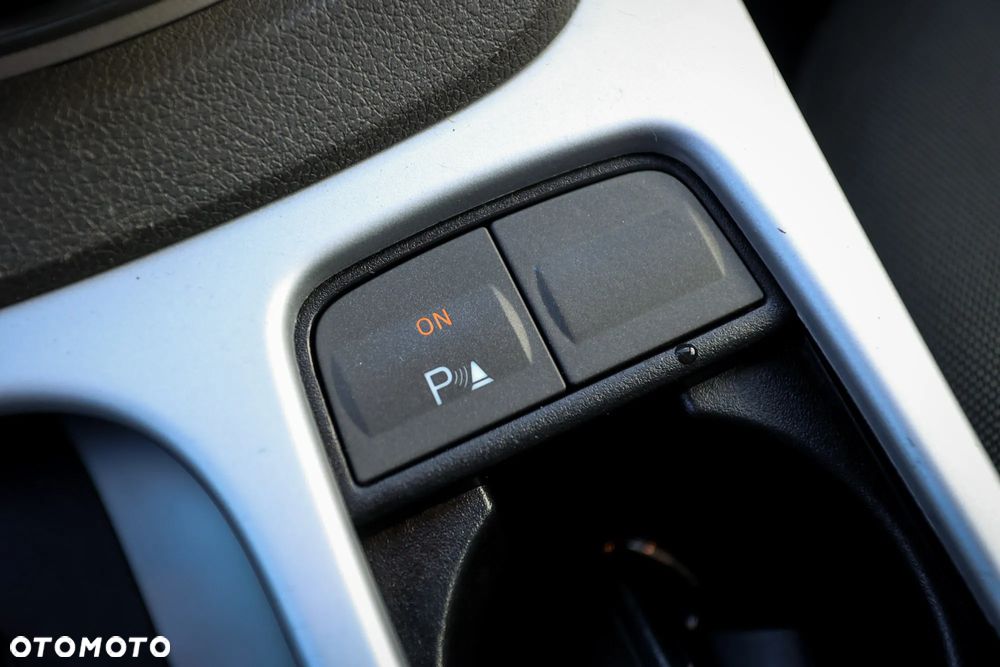 Ford Kuga 2.0 TDCi 2x4 Trend - 27