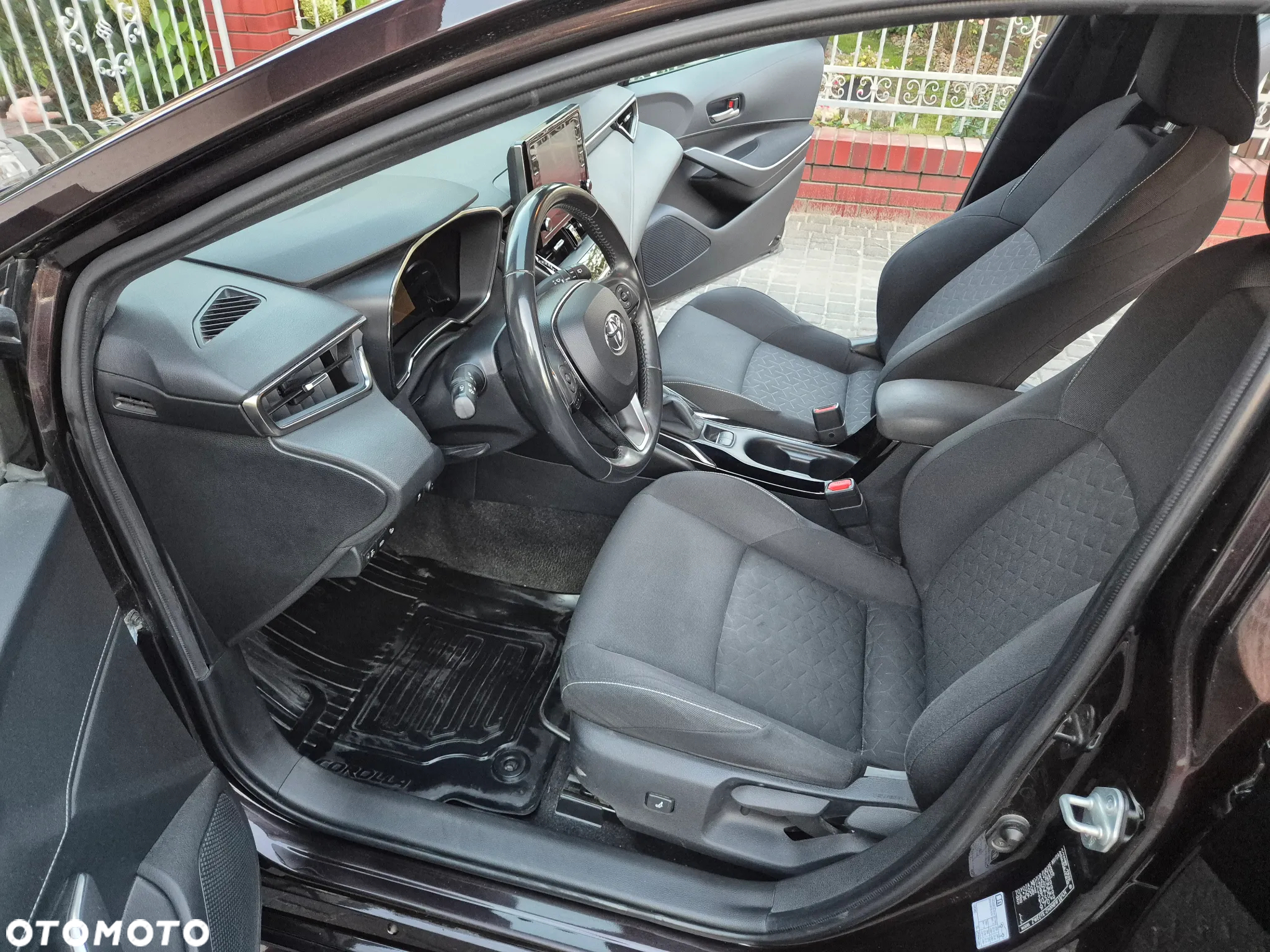 Toyota Corolla 1.8 Hybrid Comfort - 4