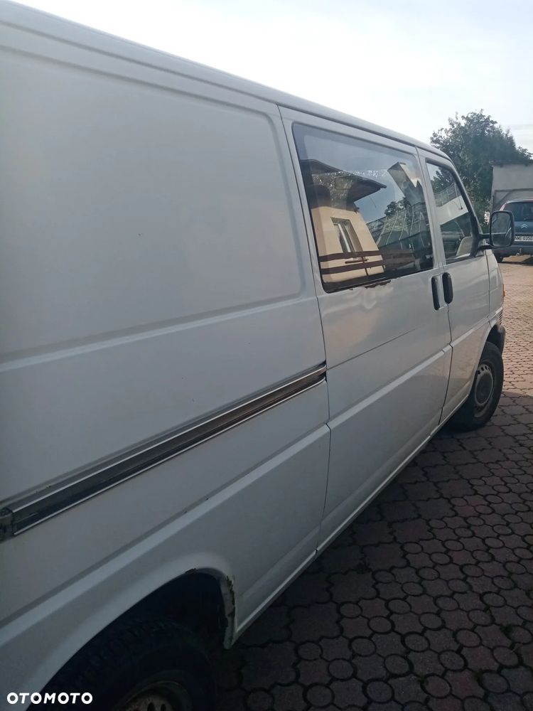 Volkswagen Transporter - 4
