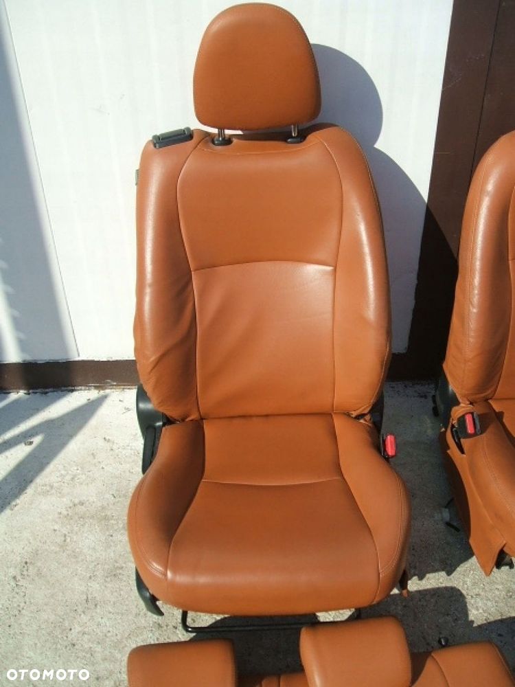 TOYOTA YARIS III 3drzwi FOTELE FOTEL komplet skóra - 2