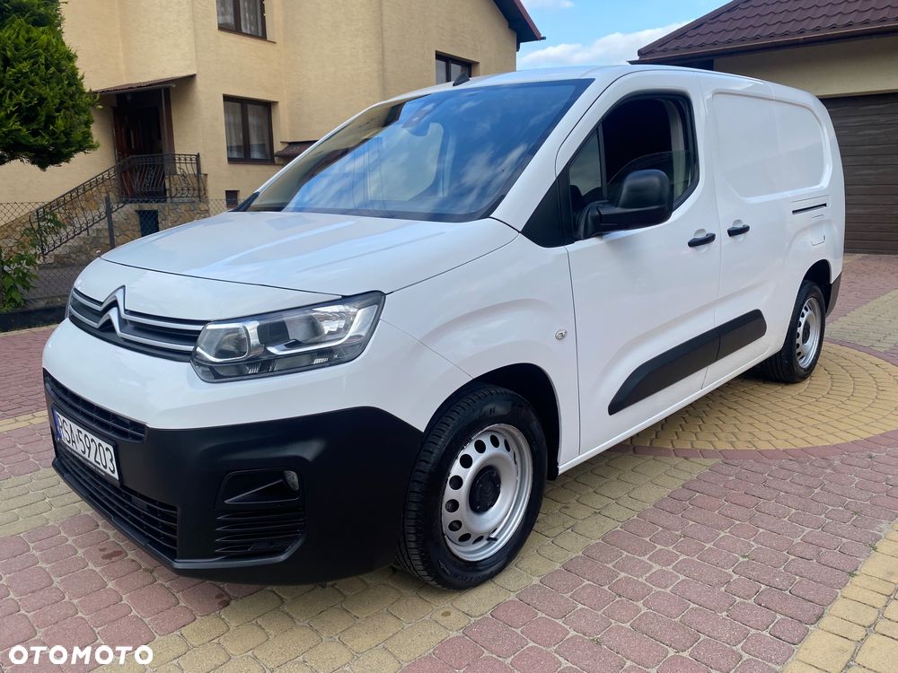 Citroën BERLINGO 1.6 HDI, MAX długi, 3-osobowy, klimatyzacja, zakupiony w salonie w Rzeszowie, bezwypadkowy - 1