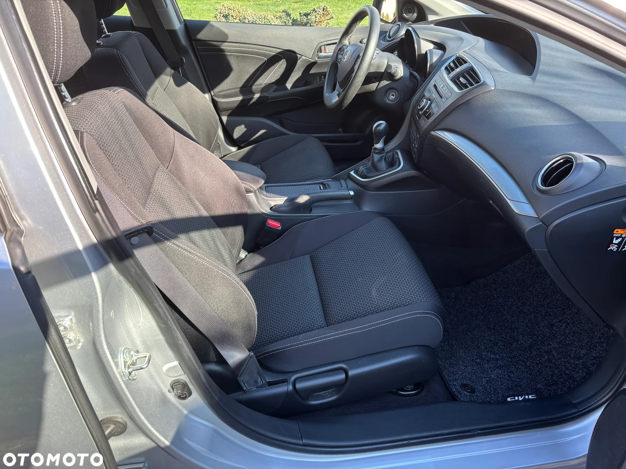 Honda Civic Tourer 1.8 i-VTEC Elegance - 25