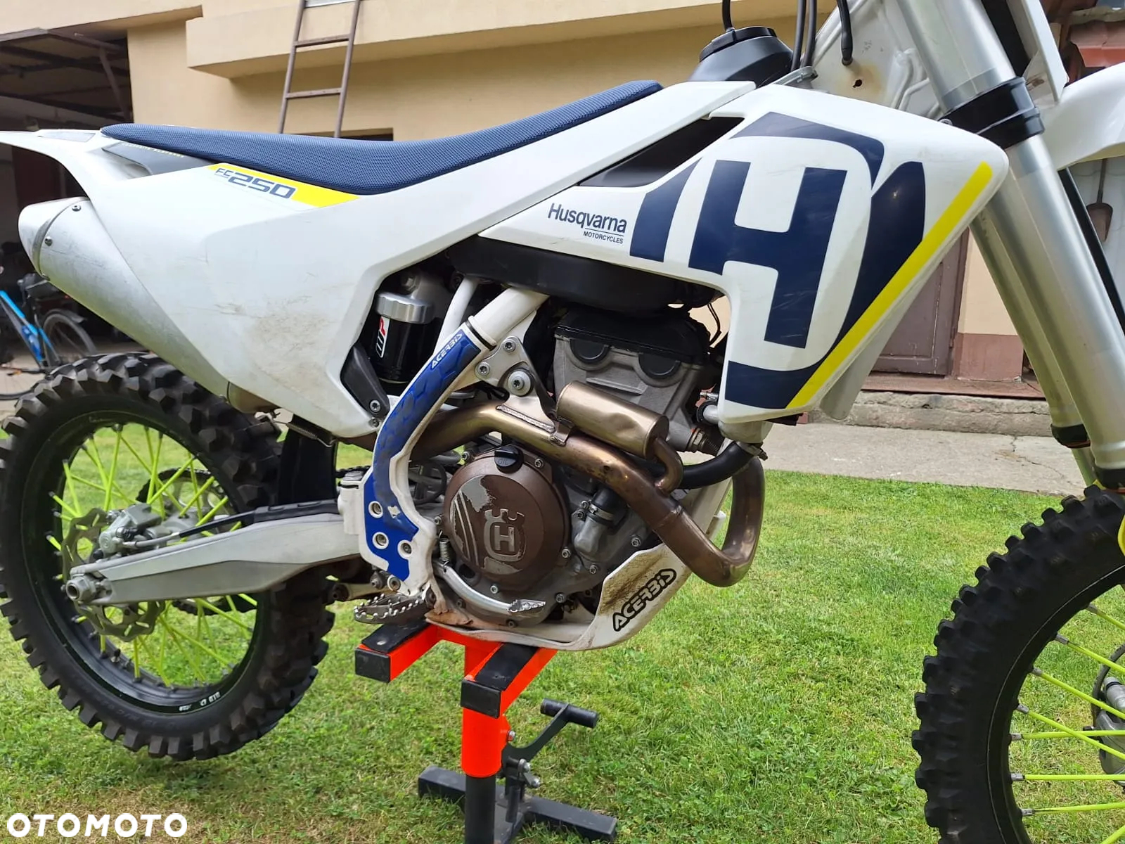 Husqvarna FC - 7