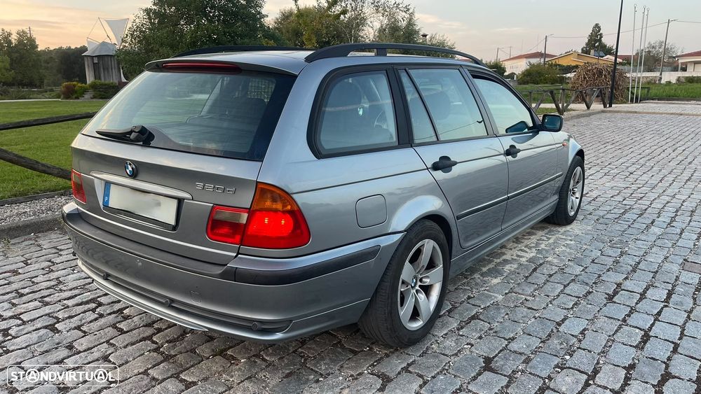 BMW 320 - 4