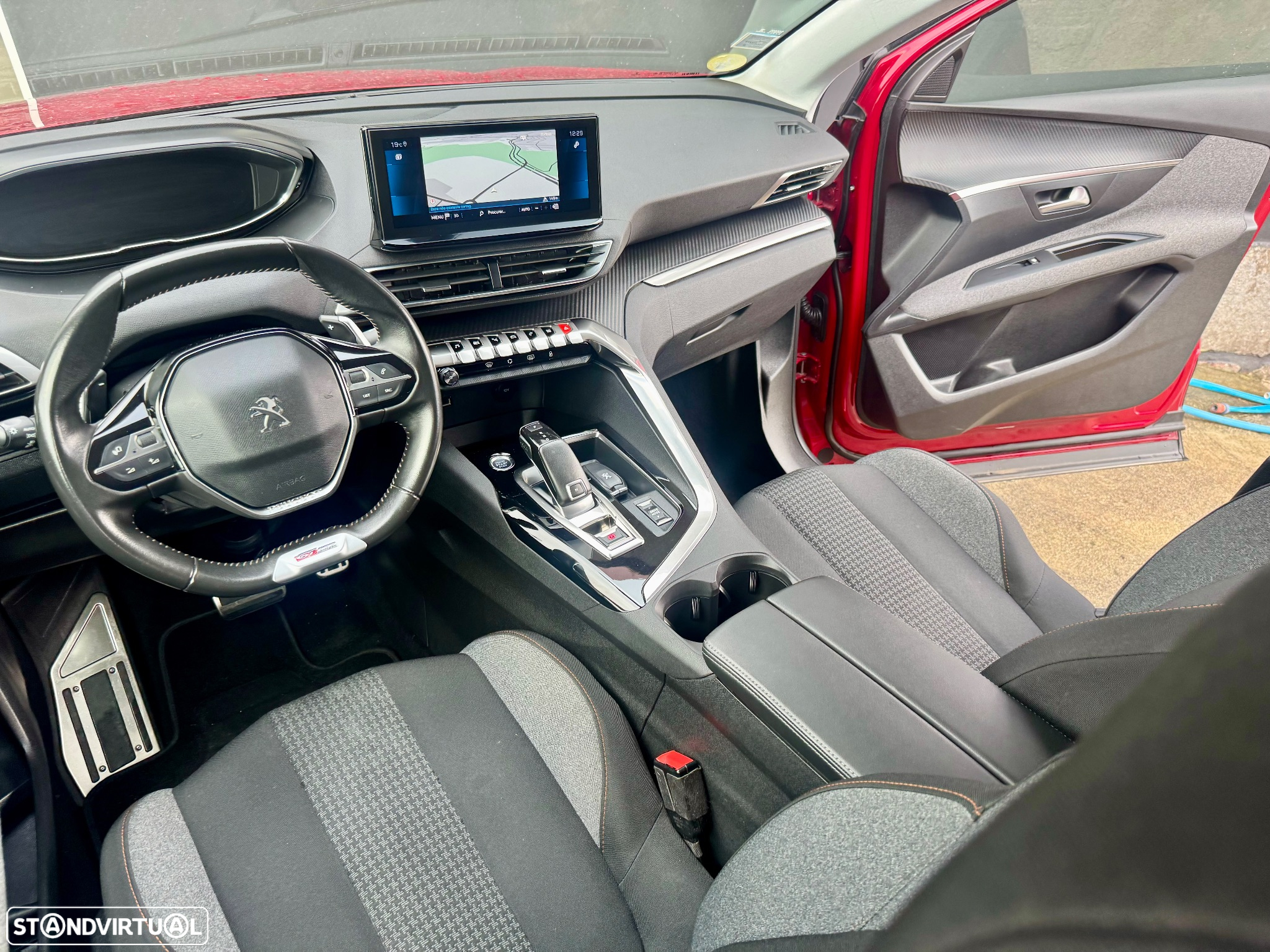Peugeot 3008 1.5 BlueHDi GT EAT8 - 26