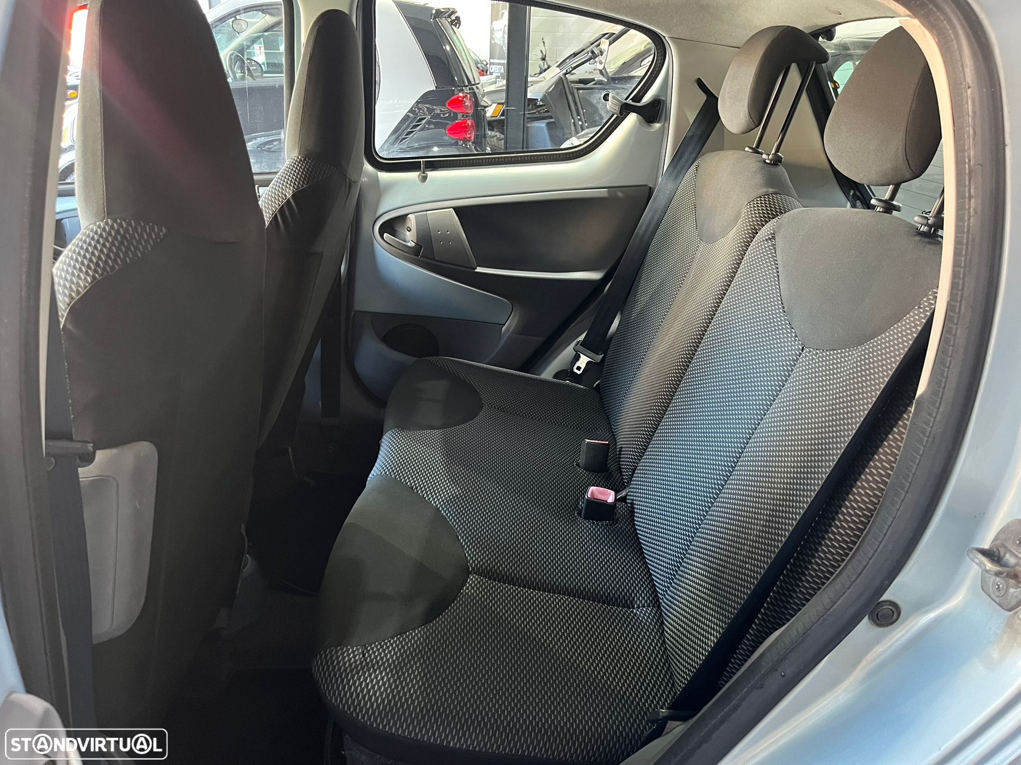 Toyota Aygo 1.0 Blue Edition - 13