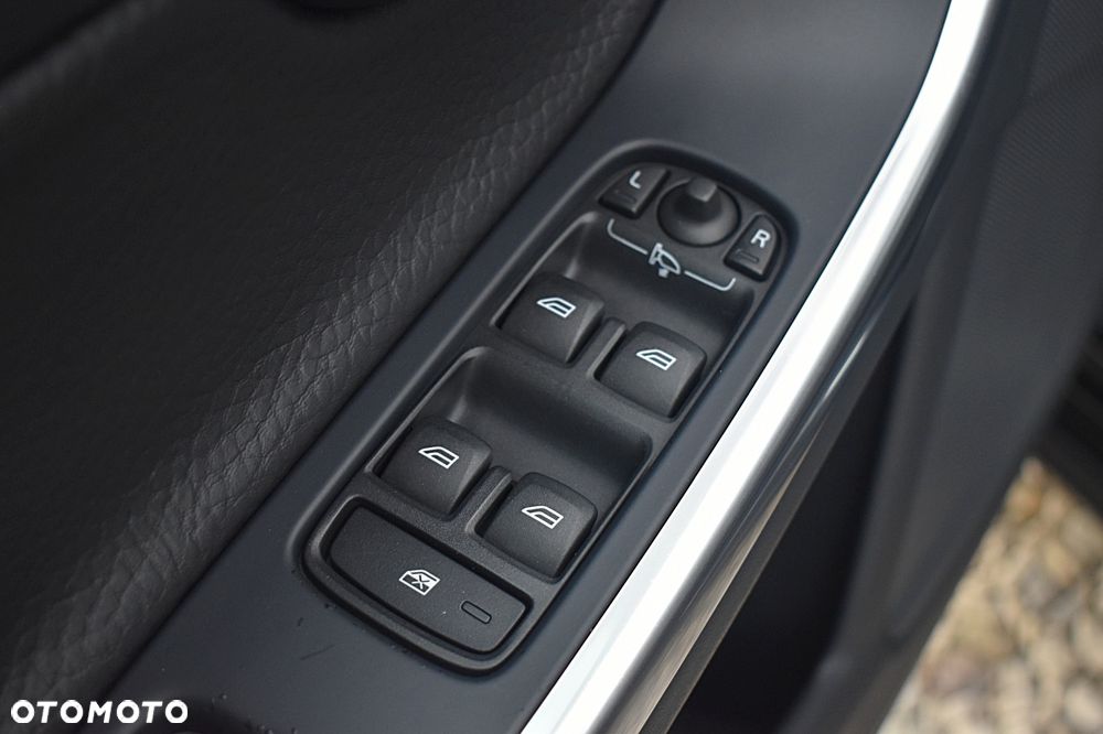 Volvo S60 D4 Momentum - 29