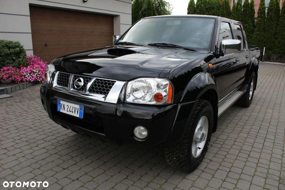 Nissan Pickup Navara - 1