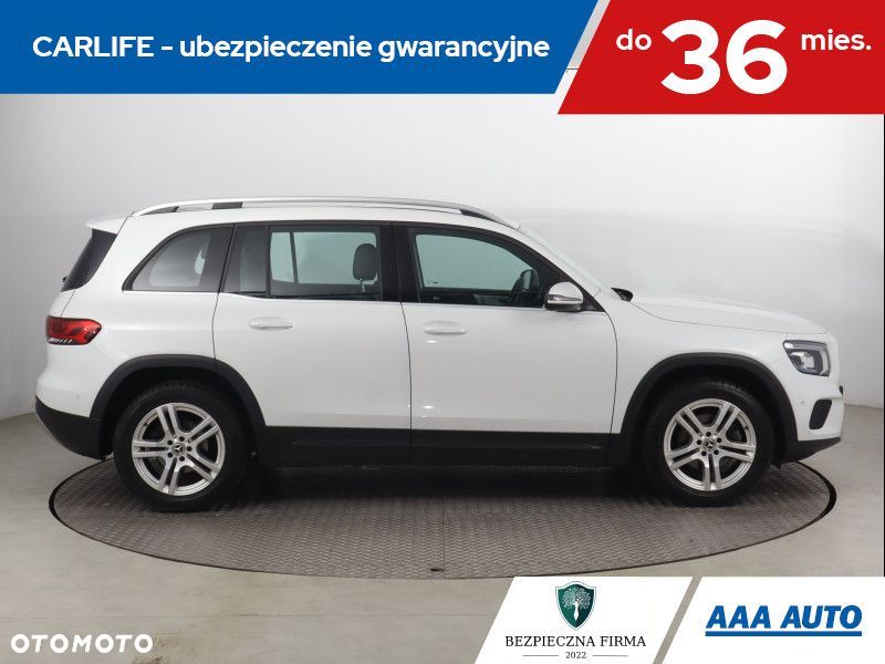 Mercedes-Benz GLB - 8