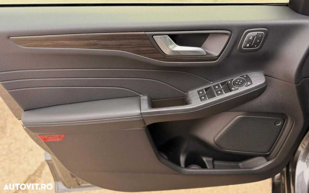 Ford Kuga 2.5 Duratec PHEV Vignale - 16