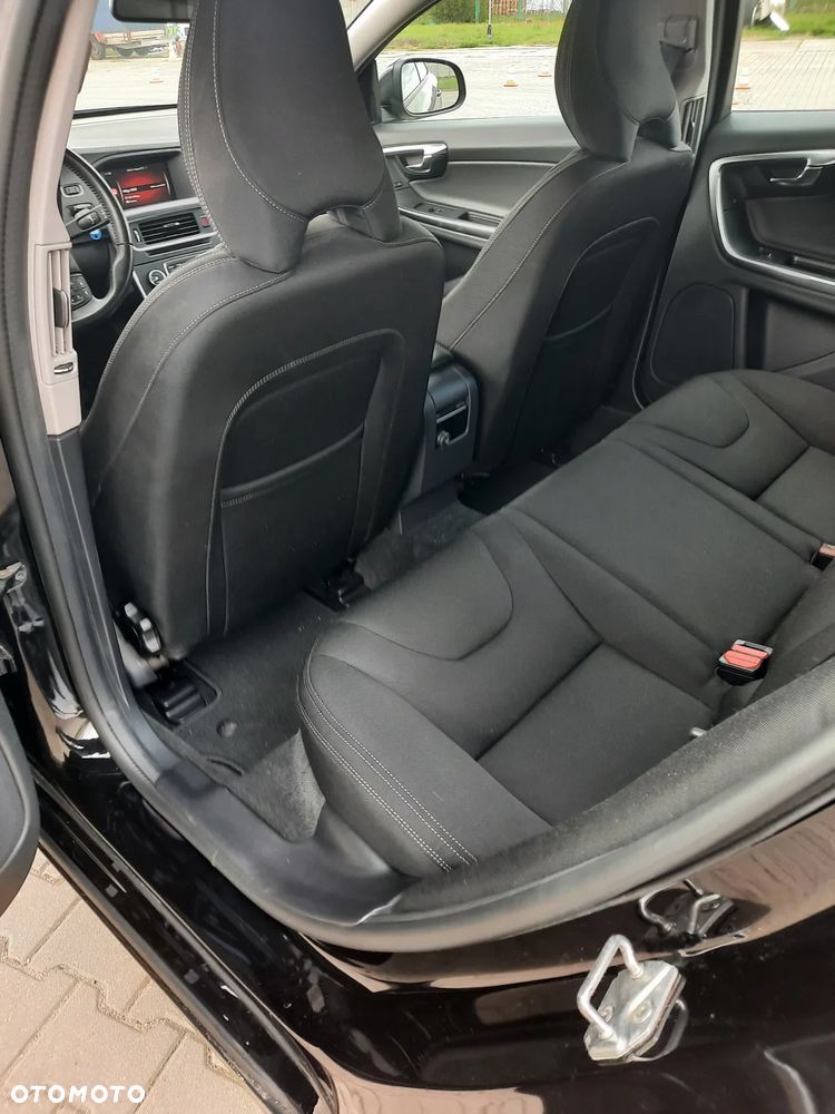 Volvo V60 D2 Kinetic - 9