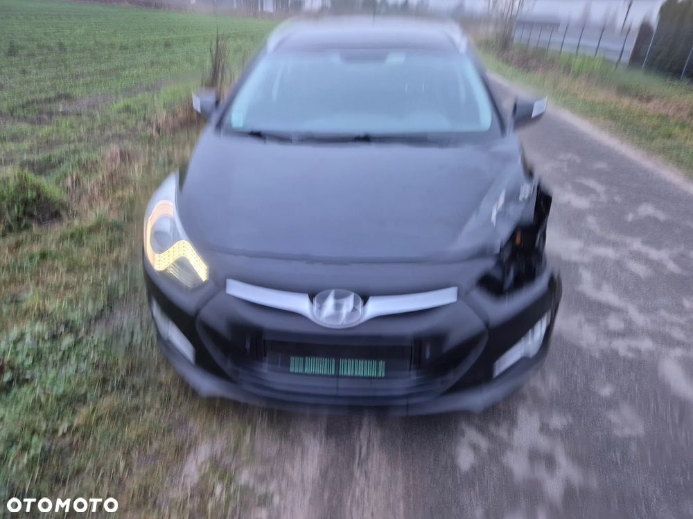 Hyundai i40 i40cw 1.7 CRDi Fifa World Cup Edition - 7