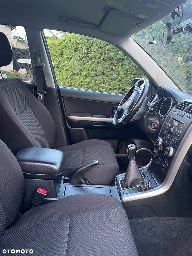 Suzuki Grand Vitara 2.4 Elegance EU5 - 5