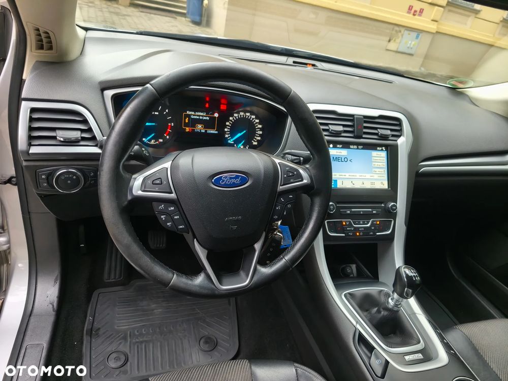 Ford Mondeo 2.0 TDCi Start-Stopp Titanium - 12