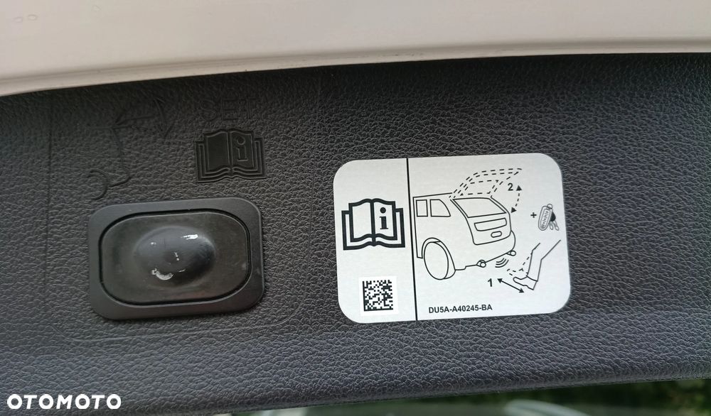 Ford Kuga - 34
