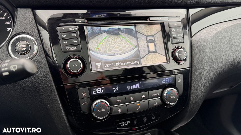 Nissan Qashqai 1.5 DCI N-Connecta - 15