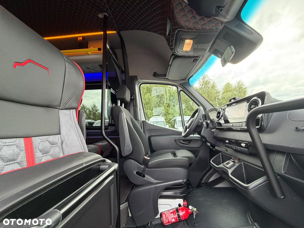 Mercedes-Benz Sprinter 519 - 16
