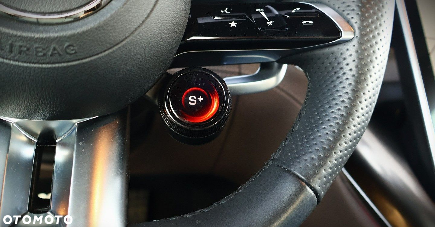 Mercedes-Benz SL - 36