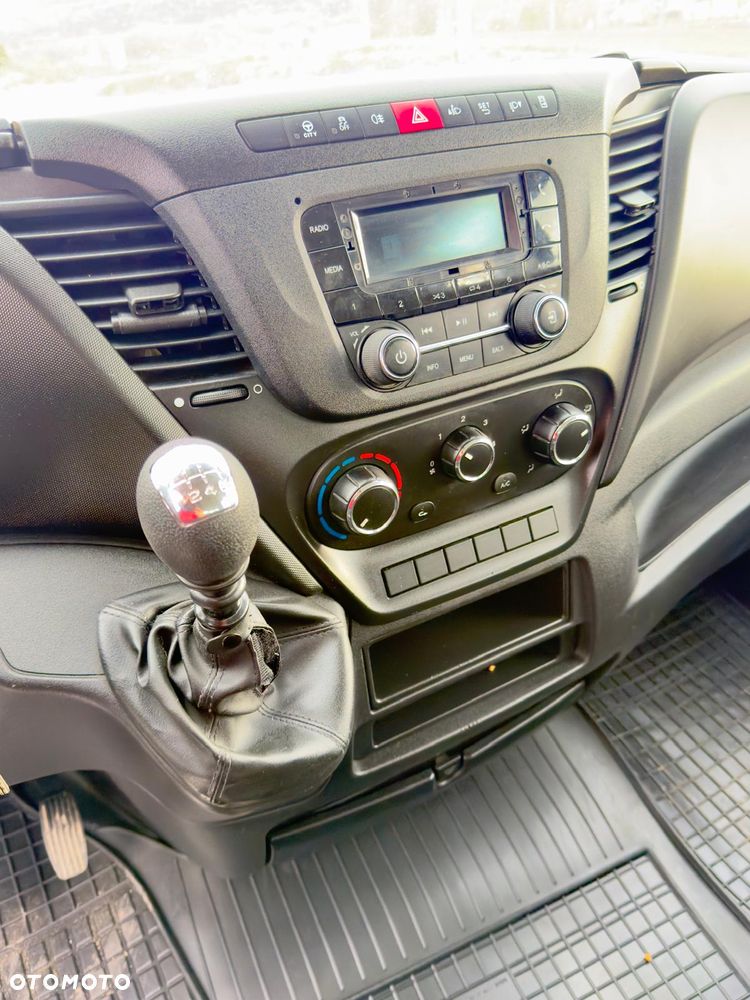 Iveco DAILY 35-160 / WYWROTKA / KIPER / 3.0 / EURO 6 / SERWISOWANY / Z NIEMIEC / 6 MIEJSC / BLIŹNIAK / MANUAL / BRYGADÓWKA / DOKA - 16