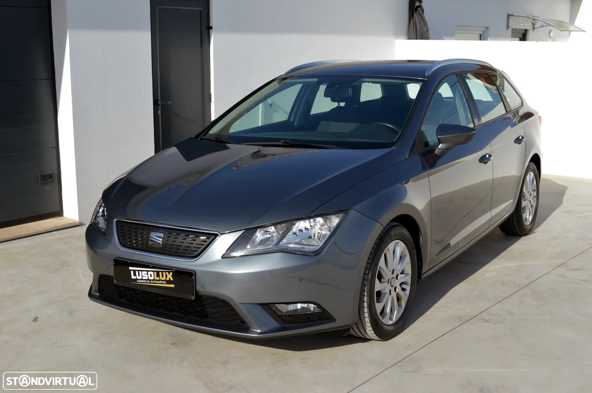 SEAT Leon ST 1.6 TDI Style Ecomotive - 4