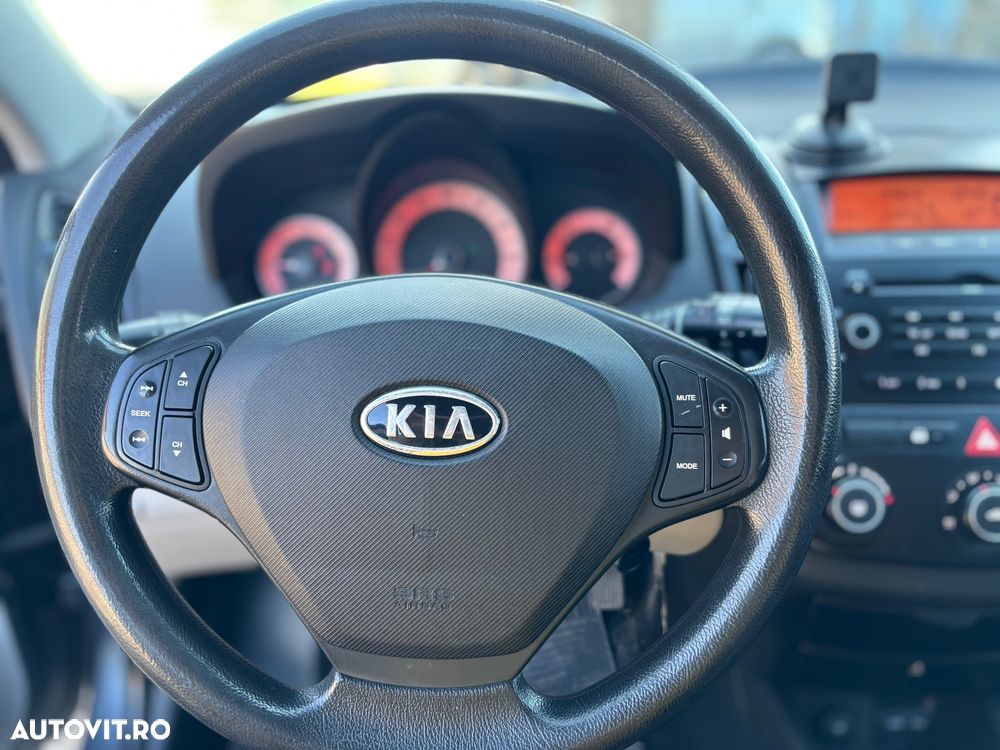Kia Ceed 1.6 DSL Style - 9