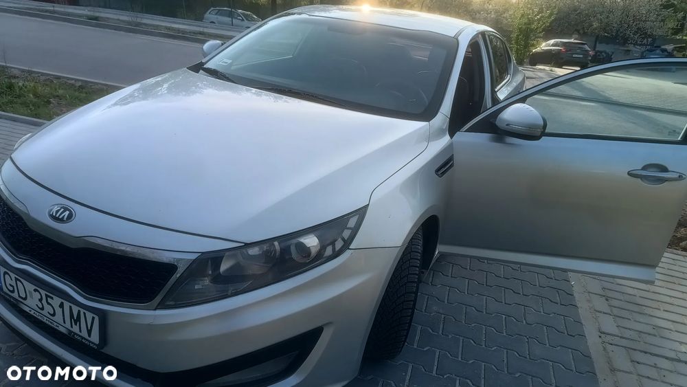 Kia Optima - 16
