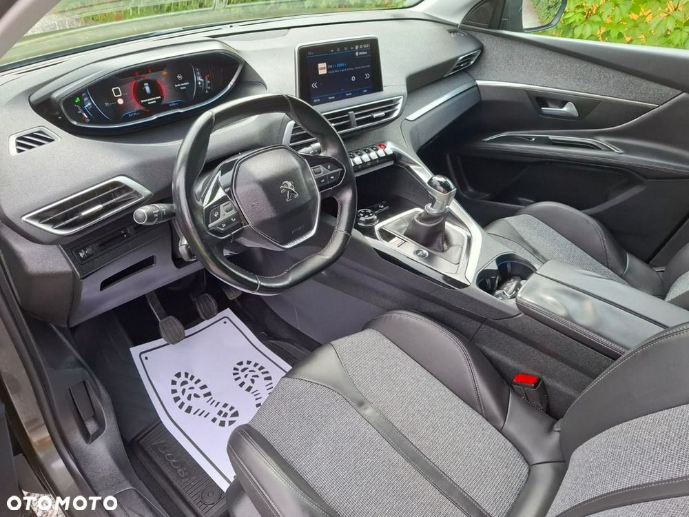 Peugeot 3008 PureTech 130 Stop & Start GPF Allure - 20