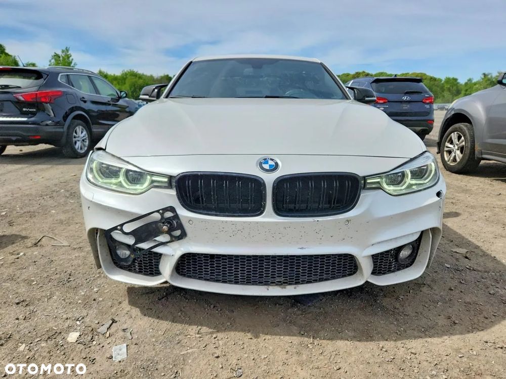 BMW Seria 3 330i Edition M Sport Shadow - 5