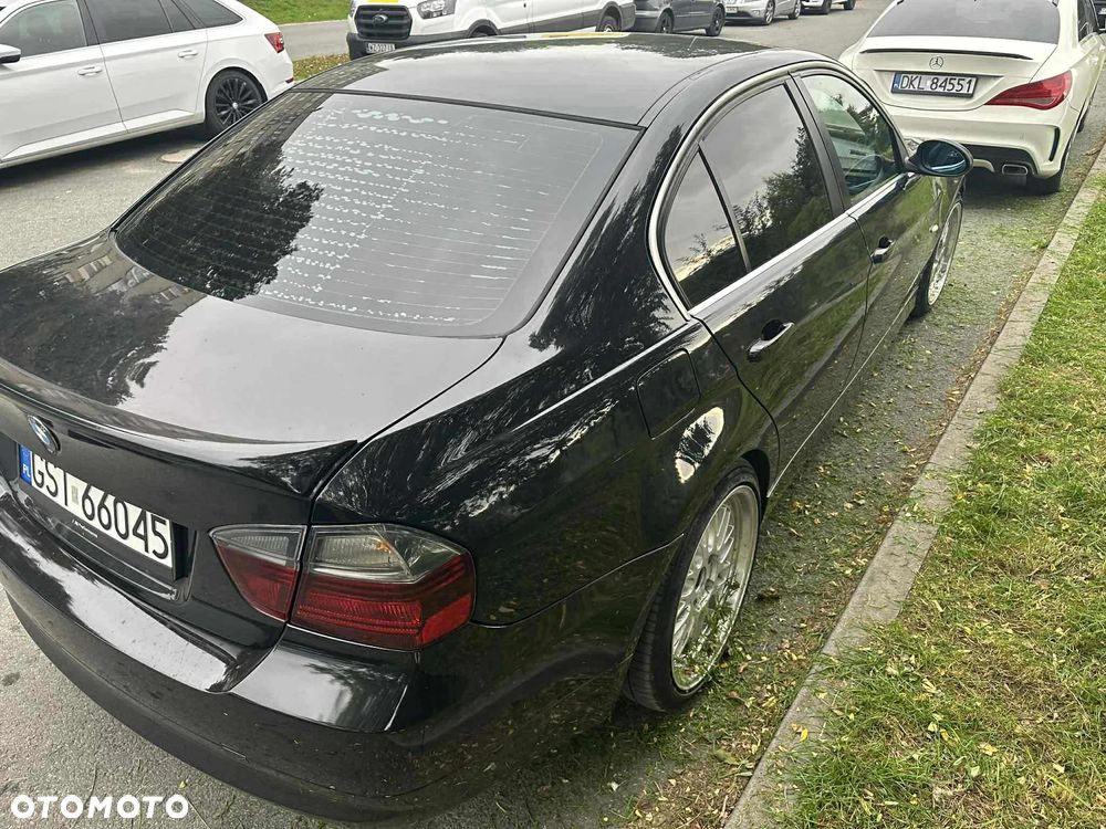BMW Seria 3 325d - 4