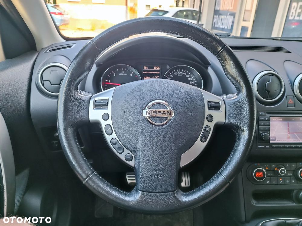 Nissan Qashqai 2.0 dCi DPF I-Way - 16