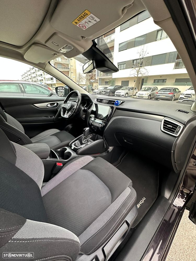 Nissan Qashqai 1.6 dCi Xtronic TEKNA+ - 9