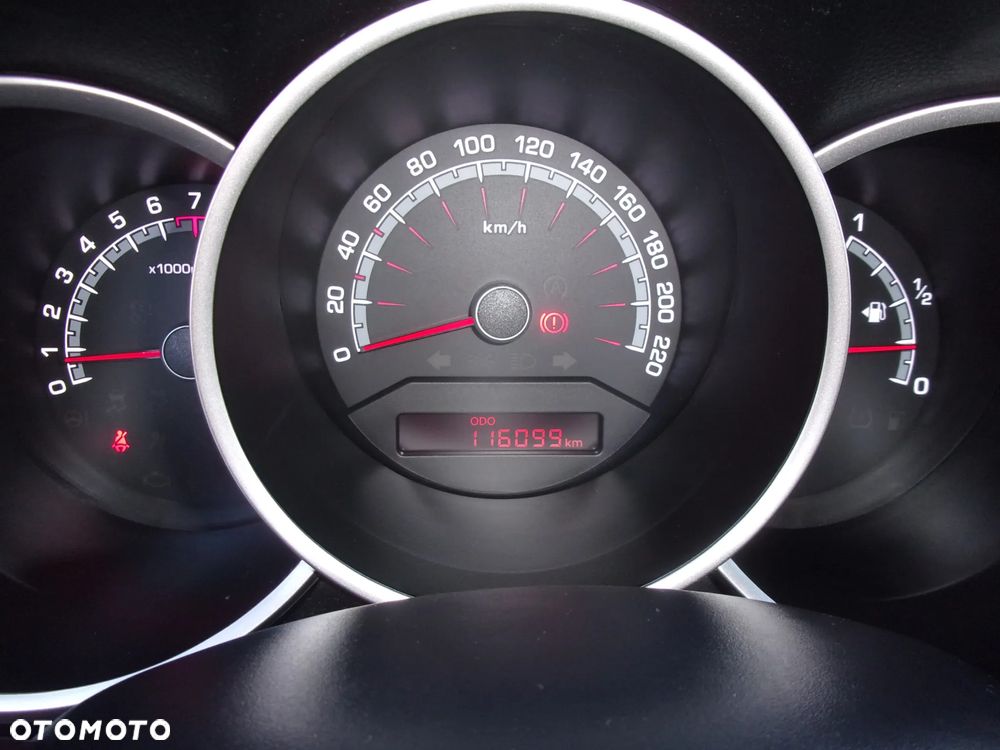 Kia Venga 1.6 CVVT ISG Edition 7 - 17