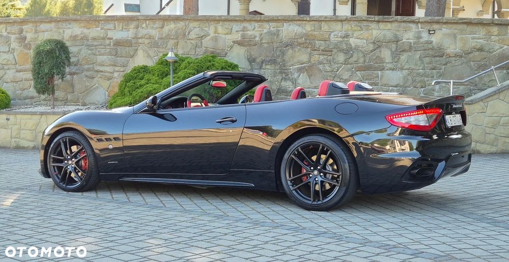 Maserati GranCabrio - 7