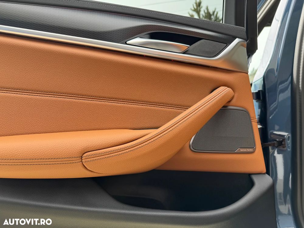 BMW Seria 5 530d AT MHEV - 13