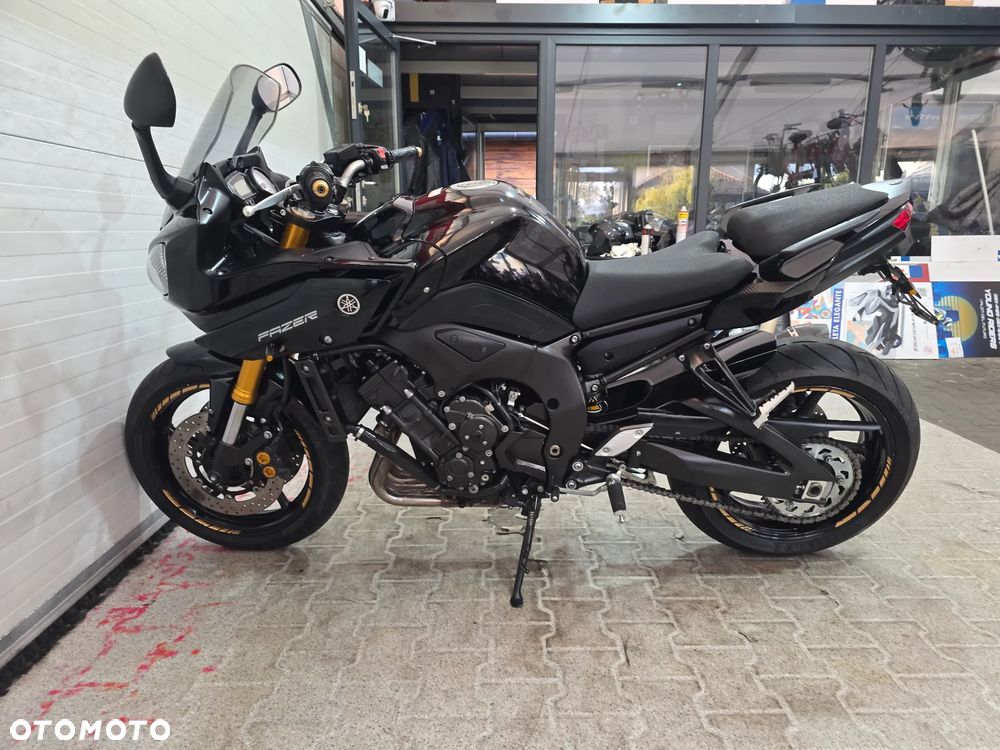 Yamaha FZ - 19