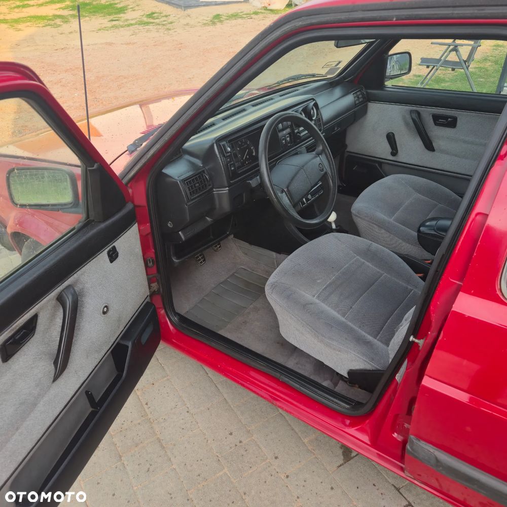 Volkswagen Golf - 4