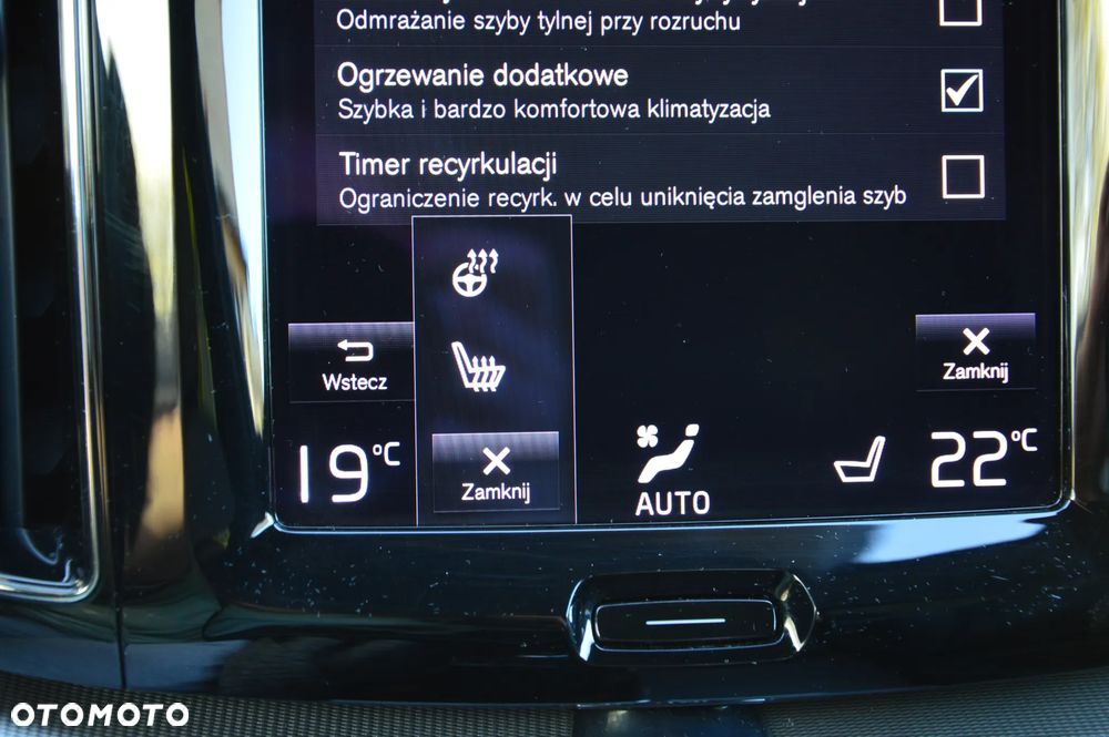 Volvo XC 60 B4 D AWD Ultimate Dark - 30