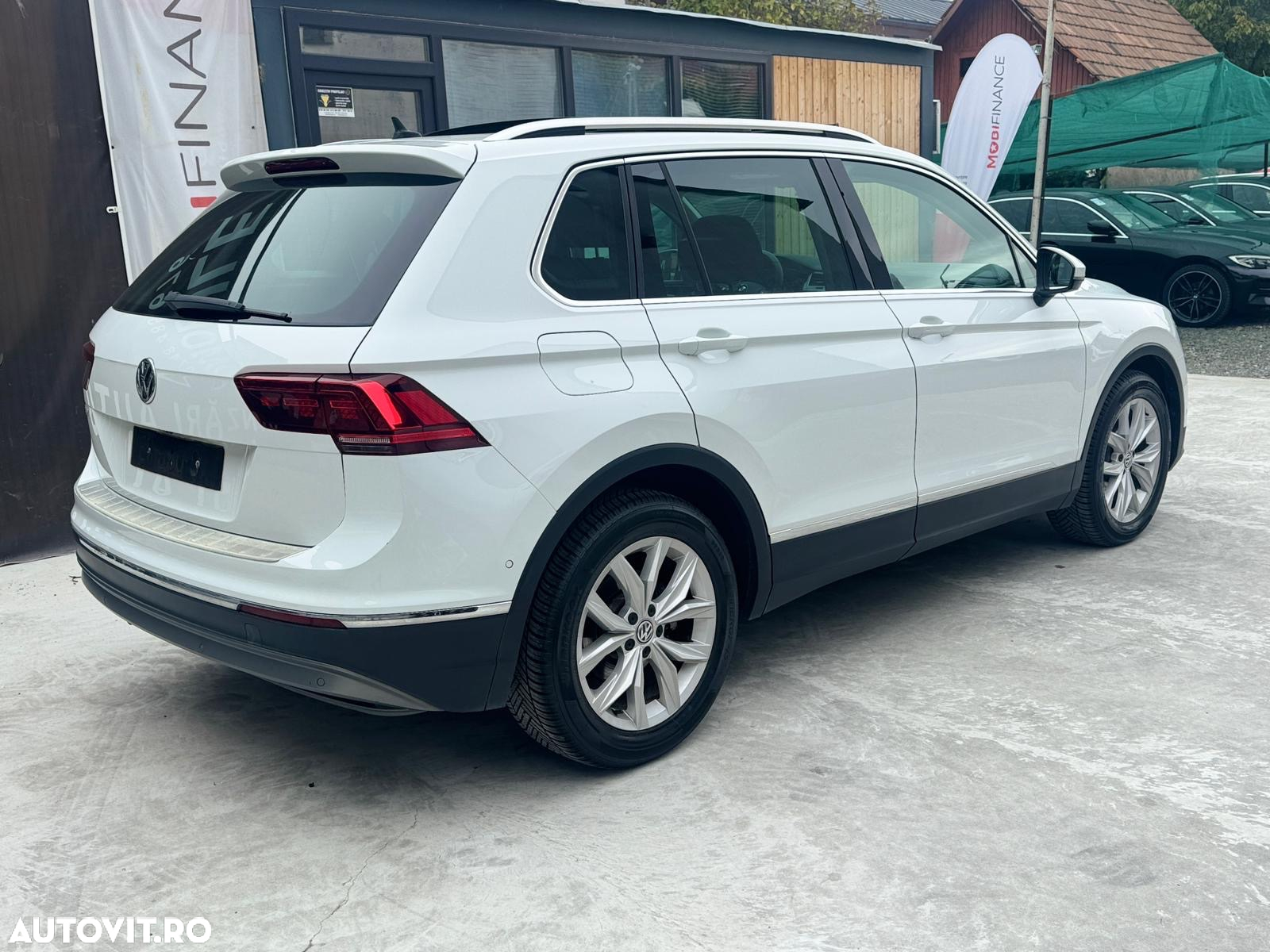 Volkswagen Tiguan - 3